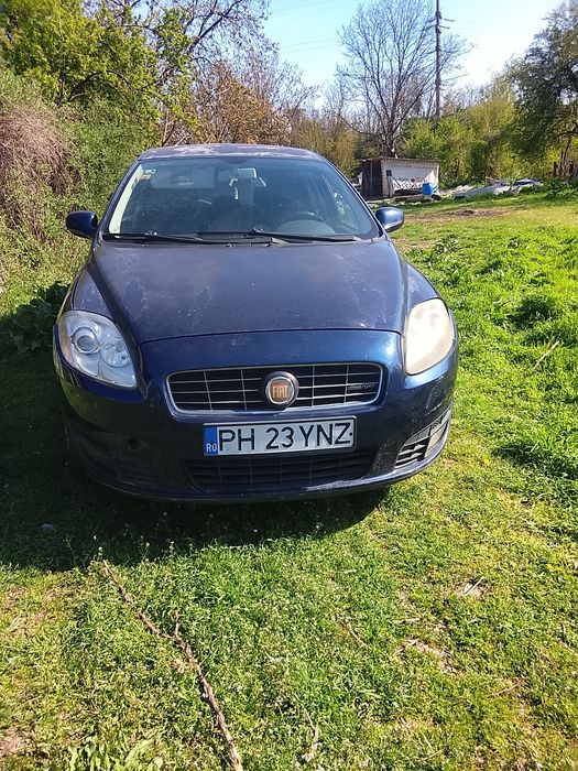 Vând fiat croma 1.9 multijet