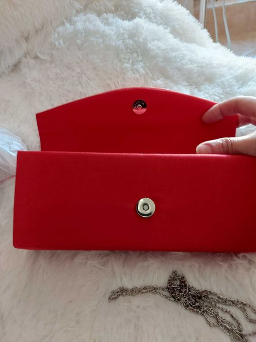 Новая сумка клатч из атласа на цепочке60