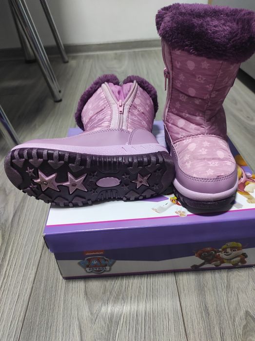 Ghete fete mărime 28
