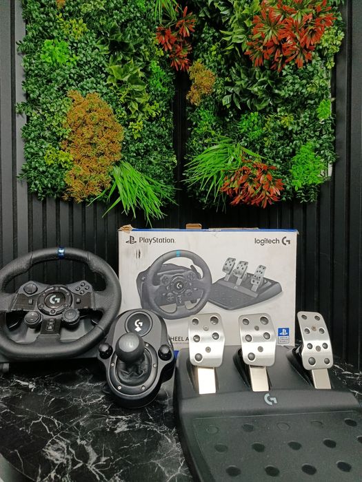 Noble Amanet - Volan Logitech G923, Schimbator + Pedale