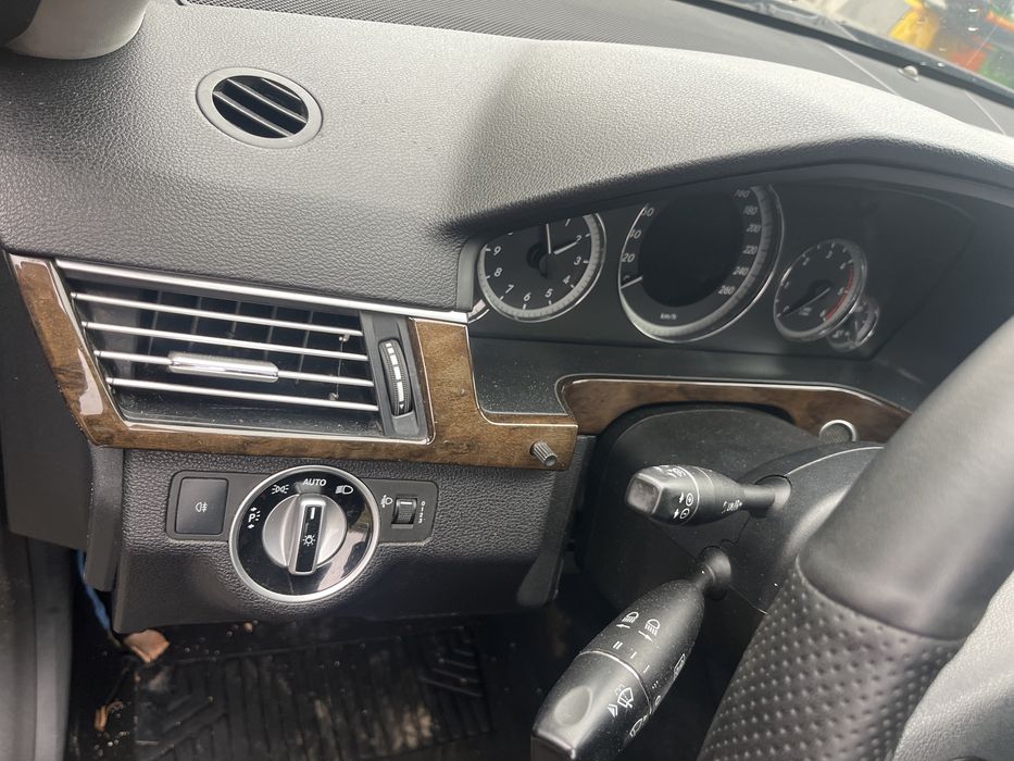 Set trimuri trim bandouri lemn Eucalipt mercedes e classe w 212 piese