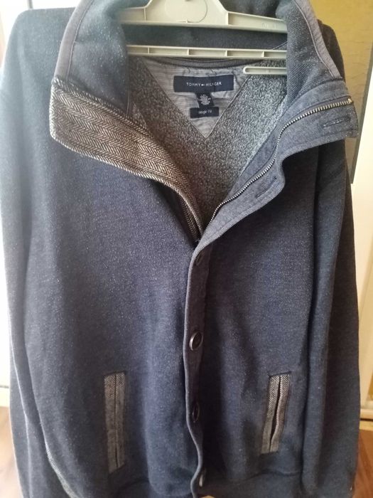 Продавам Мъжка жилетка