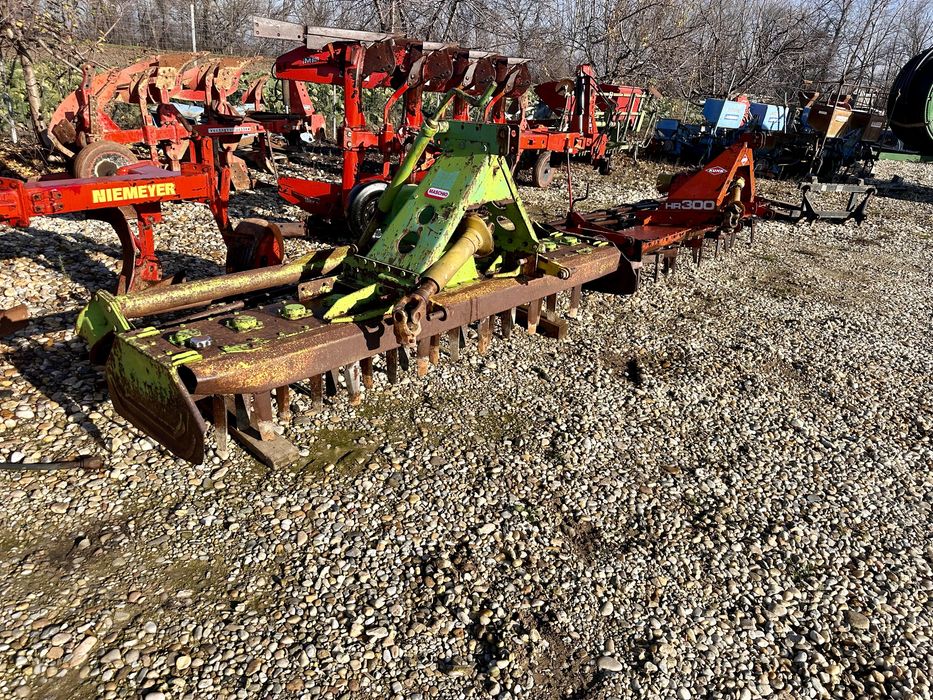 Piese //freza maschio 2,5m . Freza kuhn 3m     Piese utilaje