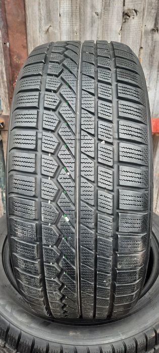 4 броя зимни гуми 235 50 18 toyo 8mm dot23 нови