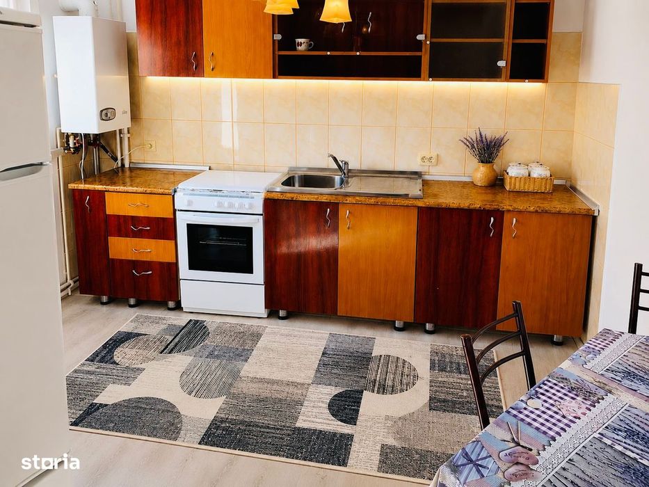 Apartament 2 camere decomandat,zona Mihai Viteazul