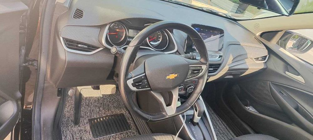 chevrolet onix LTZ