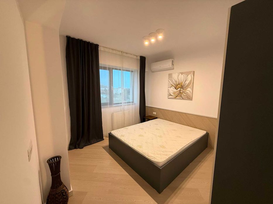 inchiriez apartament 2 camere Cortina North
