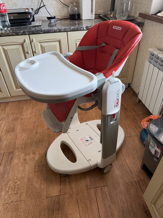 Стульчик для кормления Tatamia Peg Perego
