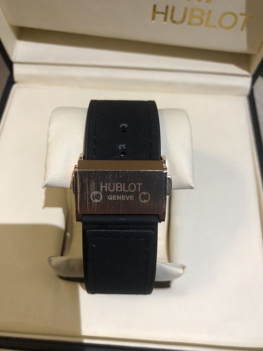 HUBLOT Qo'l  Soati  yengi zor taqilmagan