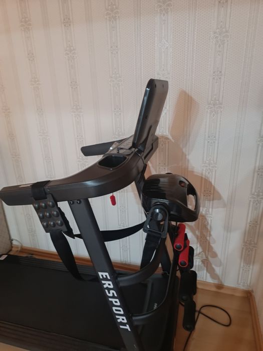 Продам беговую дорожку