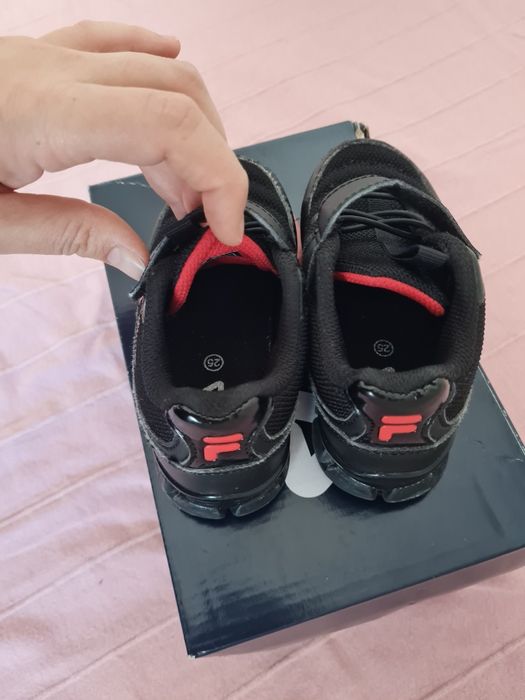 Детски маратонки Fila , размер 25