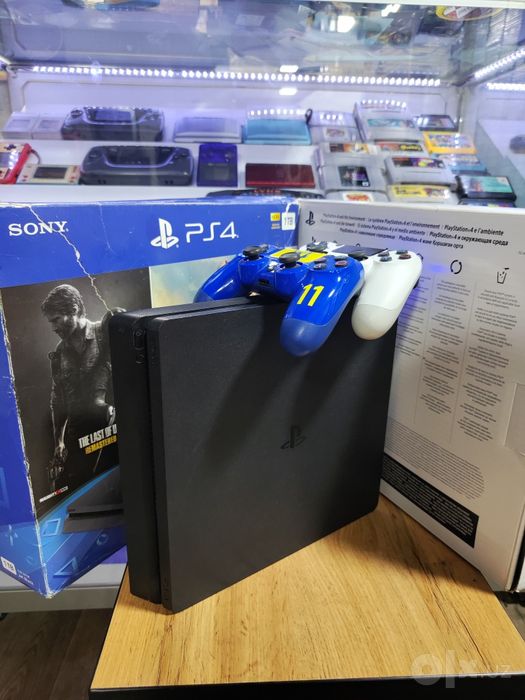 Sony PlayStation 4 Slim 1 TB