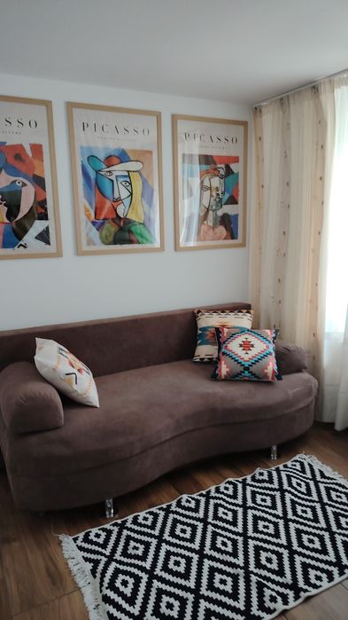 Inchiriez microapartament