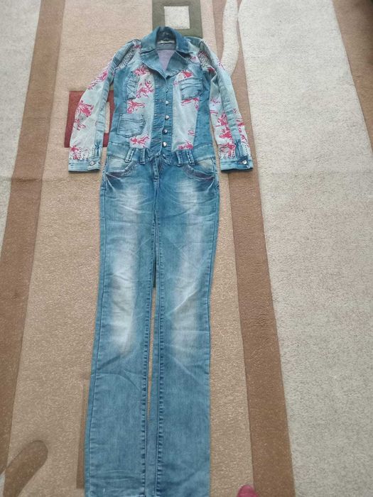 джинсовый комбинезон