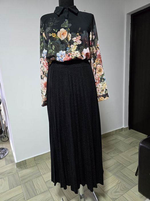 Bluza/Camasa cu imprimeu floral verde si rosu