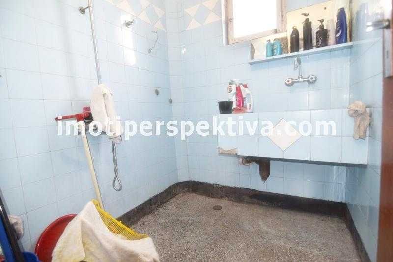 Продава се Многостаен апартамент в Пловдив, Христо Смирненски - 150 кв.м за 1100 €/кв.м - Снимка #12