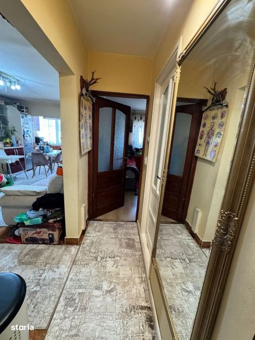 Apartament 2 camere, etaj 2, 50 mp, zona Hotvon