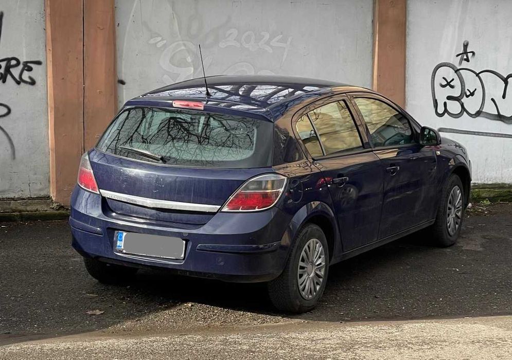 Opel Astra H an 2012, 1.6 benzina + GPL, motor ce necesita reparare