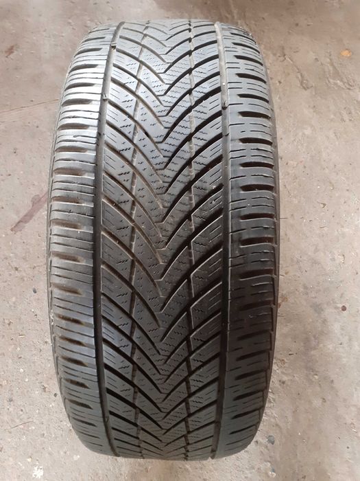 2 anvelope 225/45 R17 Wanli și  4 anvelope 225/45 17 ALLSeasons  M+S