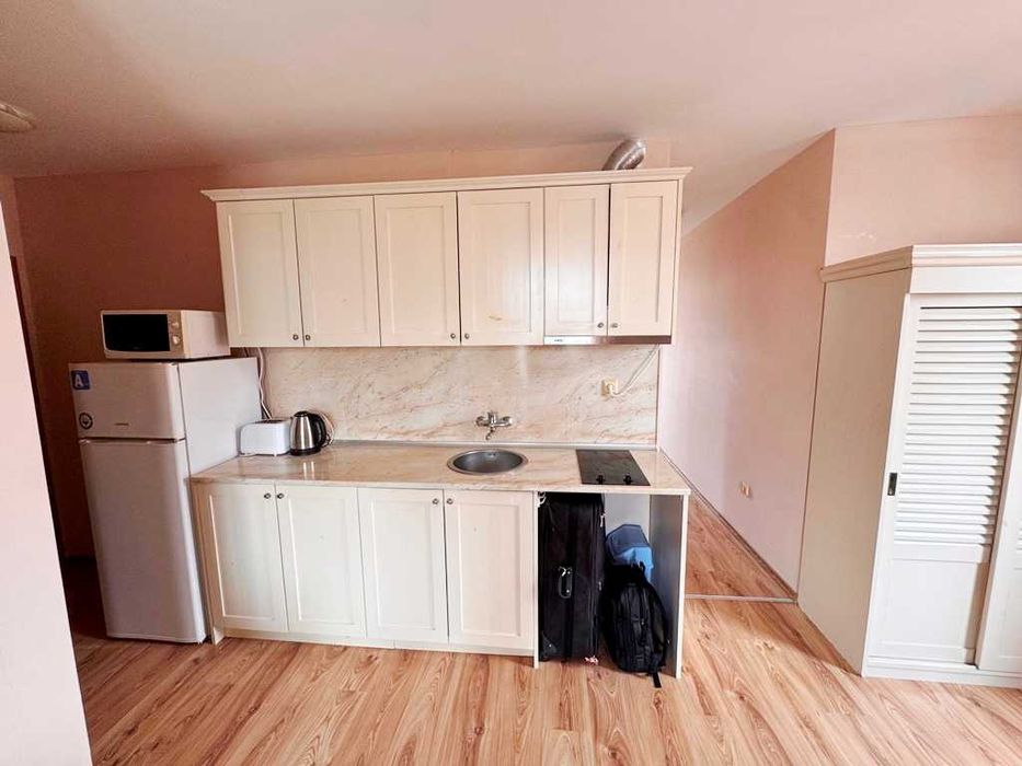 Продава се Двустаен апартамент в к.к. Слънчев бряг - 55 кв.м за 1326 €/кв.м - Снимка #4