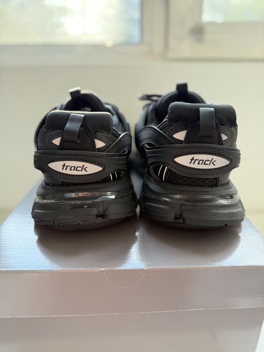 Balenciaga Track Black