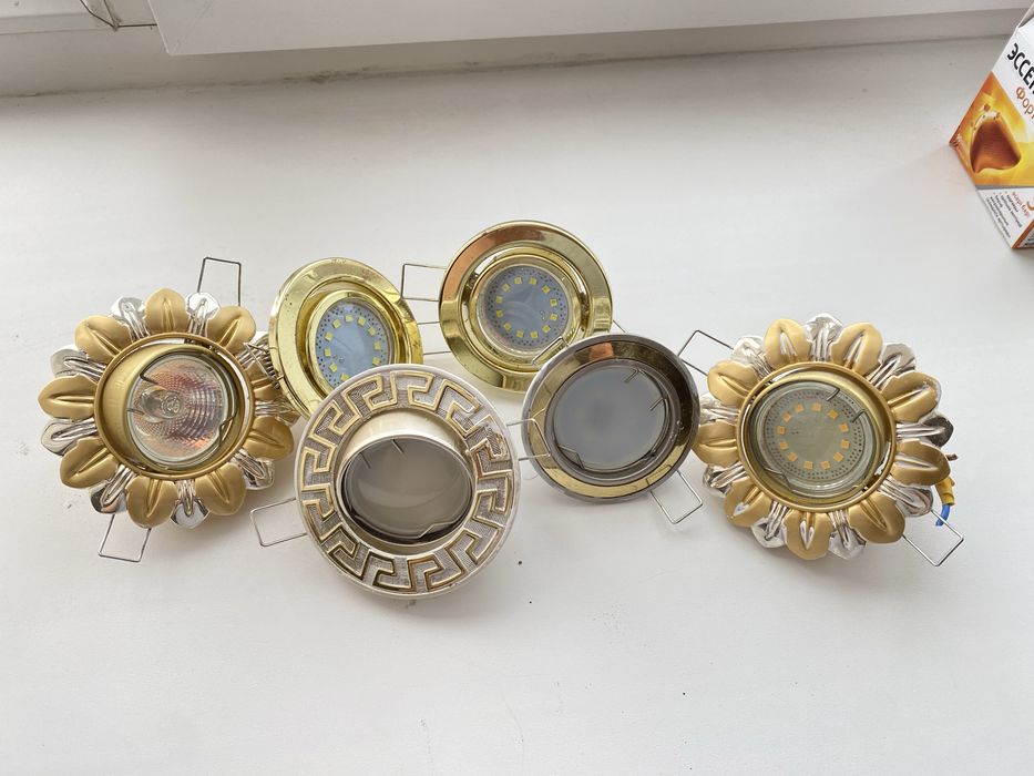 Люстра, точечный свет