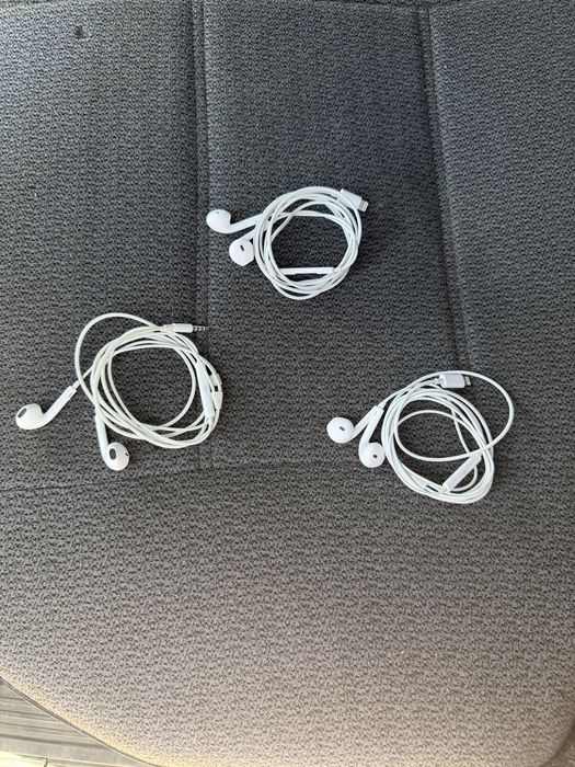 Наушник iPhone продам original
