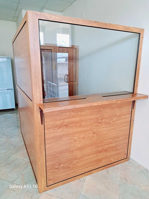 Преграда за обмено бюро или каса