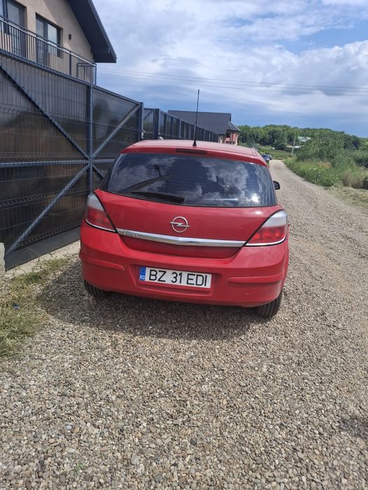 OPEL Astra 2005 — imagine 3