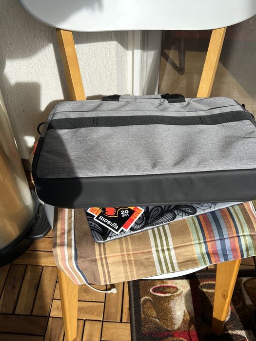 NOUA NOUTA: Geanta RFID laptop 15.6 Swiss Peak mufa USB