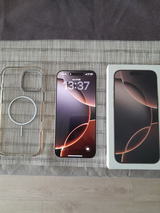 Iphone 16 pro max 256gb 100% battery