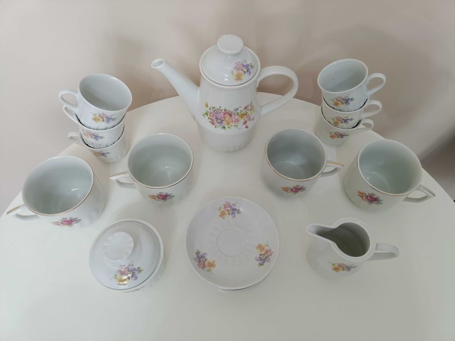 Set porțelan complet