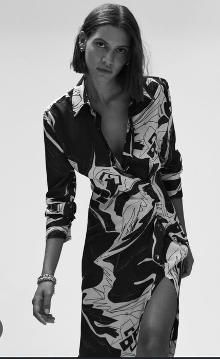 Rochie cu imprimeu Zara