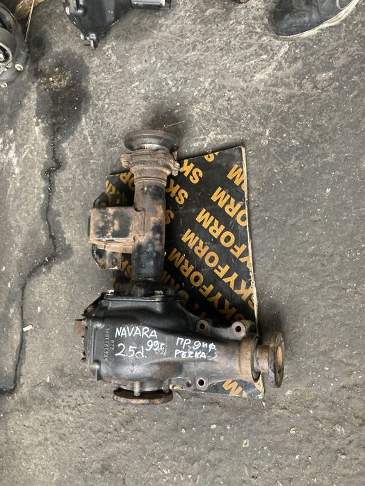 Nissan Navara 2.5D 1999 година Преден Диференциал