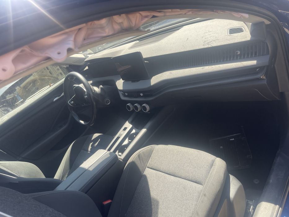 Skoda Superb на части 2023 година
