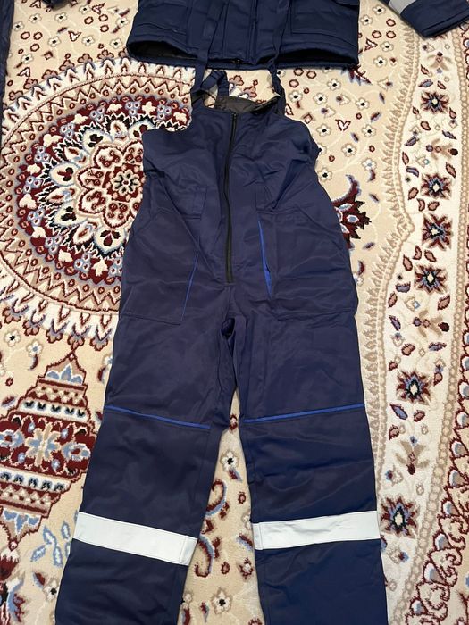 Продаётся зимняя спецодежда