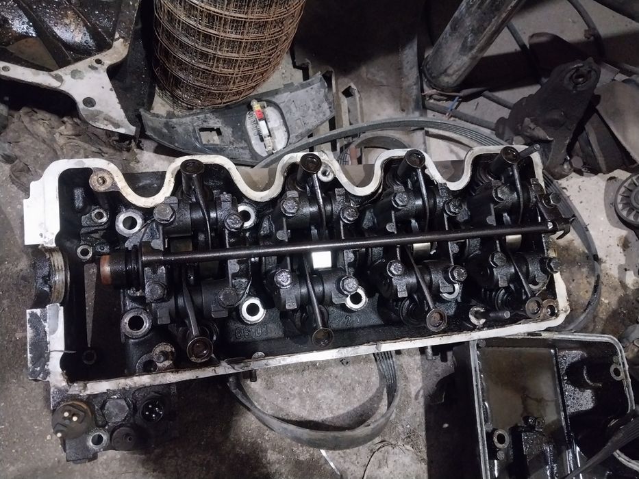 Головка 2.0 мерс 102 двигатель