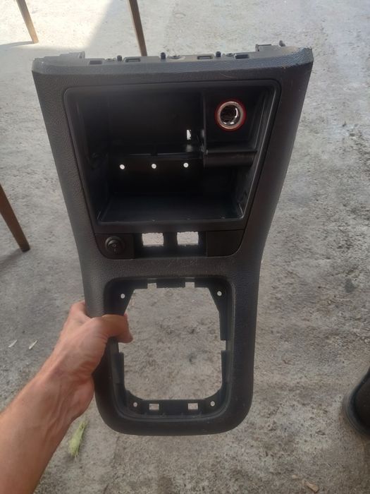 Пластик консоль селектора кпп