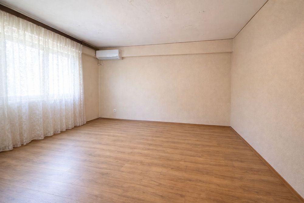 Apartament 4 camere, Calea Bucuresti, langa Electroputere Mall