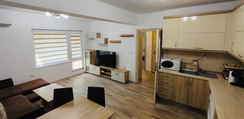 Двустаен Апартамент във Въстанически