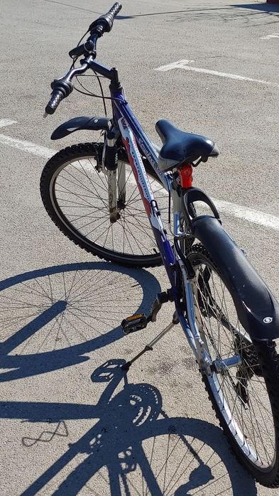 Vând bicicletă CROSS roți 26 inci