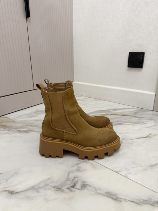 Zara ботильоны замшевые 37 р