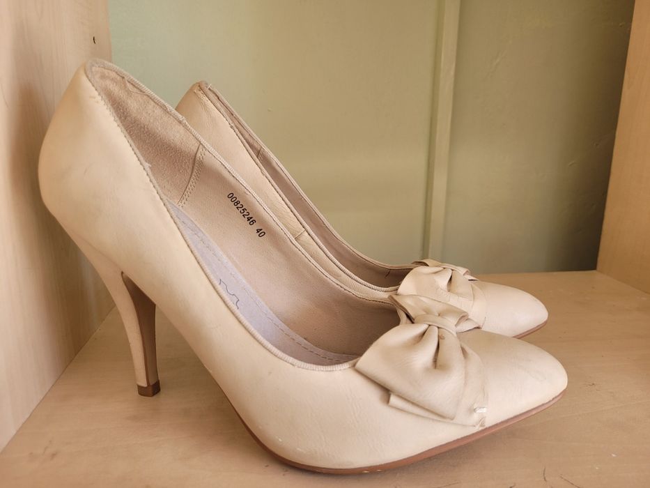 Отдам туфли 40размер