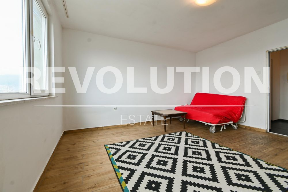 Продава се Едностаен апартамент в София, Мусагеница - 33 кв.м за 3182 €/кв.м - Снимка #2