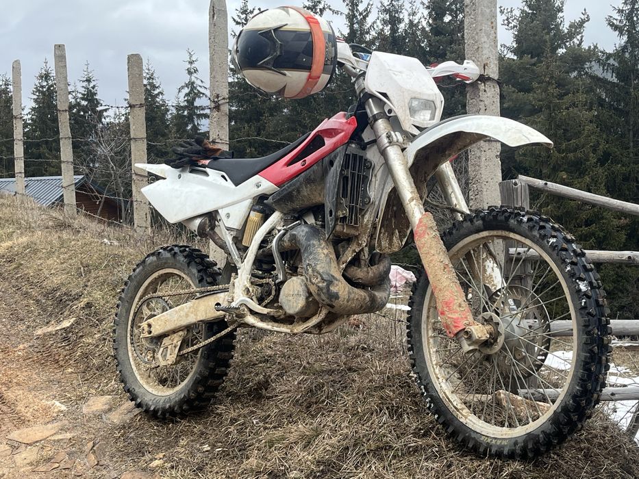 Продават се газ газ 300 Husqwarna 360 barter