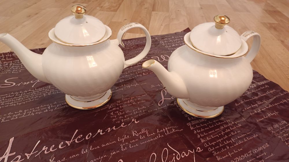 Чайники из Англииского   фарфора,  Бешбармак   табактар бар