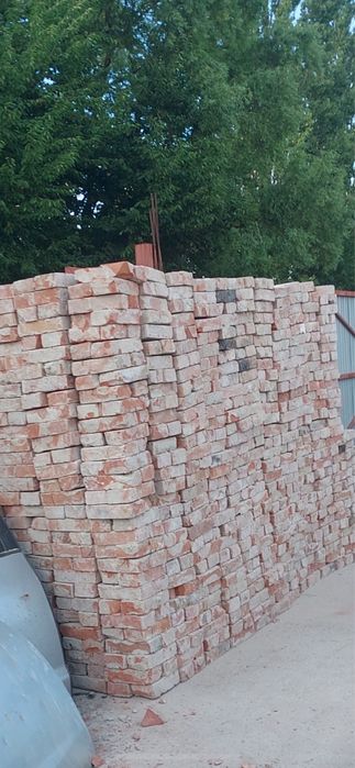 Vand caramida rosie second hand