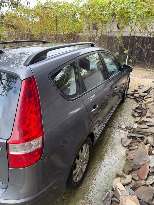 HYUNDAI i30 2010 — imagine 2