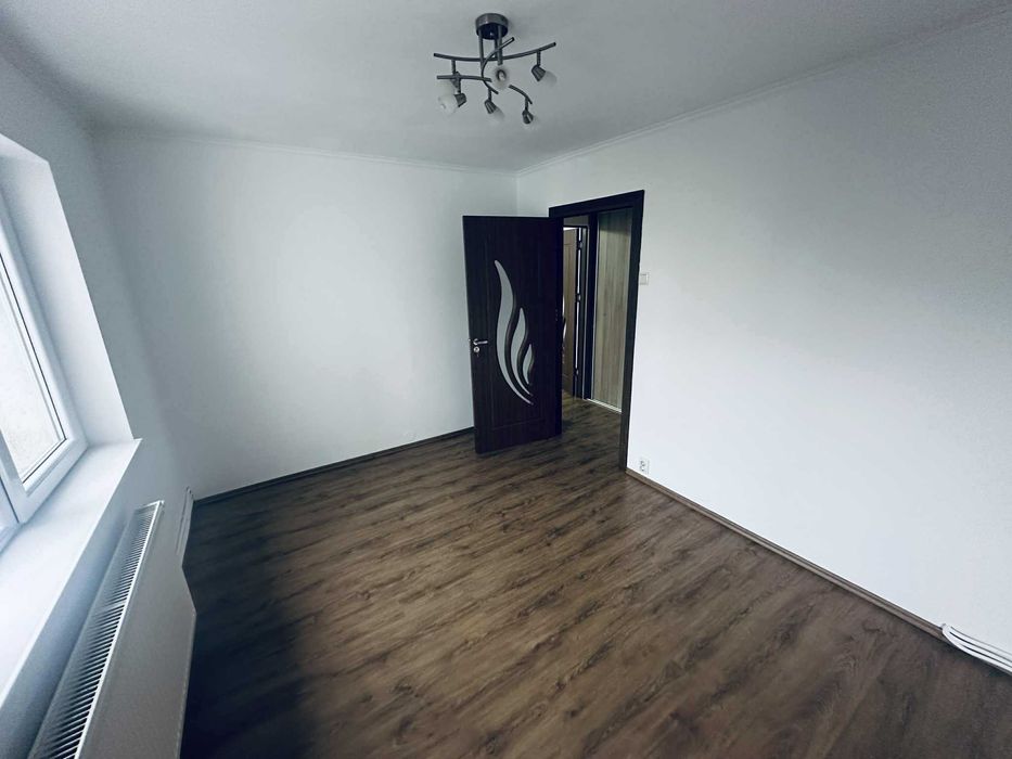 Ofertă specială – 3 camere renovat  în Carei, zona Zăgănescu
