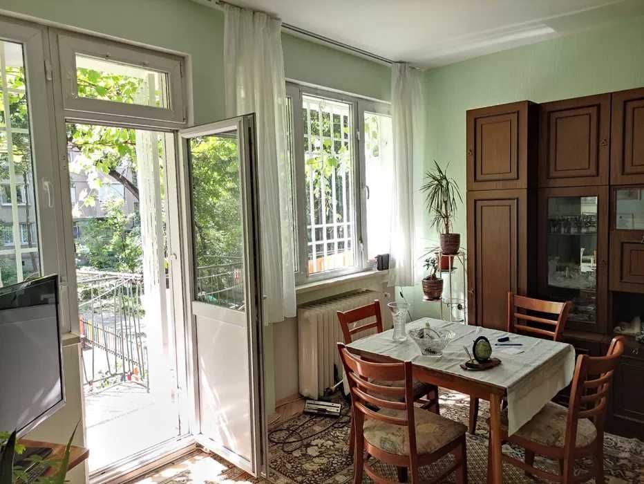 Дава се под наем Тристаен апартамент в София, Яворов - 93 кв.м за 750 € - Снимка #2